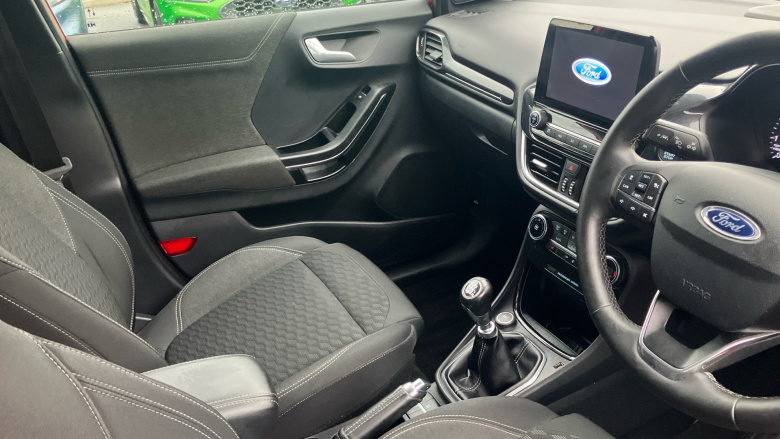 Ford Puma 1.0 EcoBoost Hybrid mHEV Titanium First Ed 5dr Petrol Hatchback